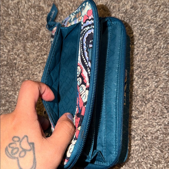 Vera Bradley Haymarket Paisley Jewel Turnlock Wallet - Picture 8 of 10